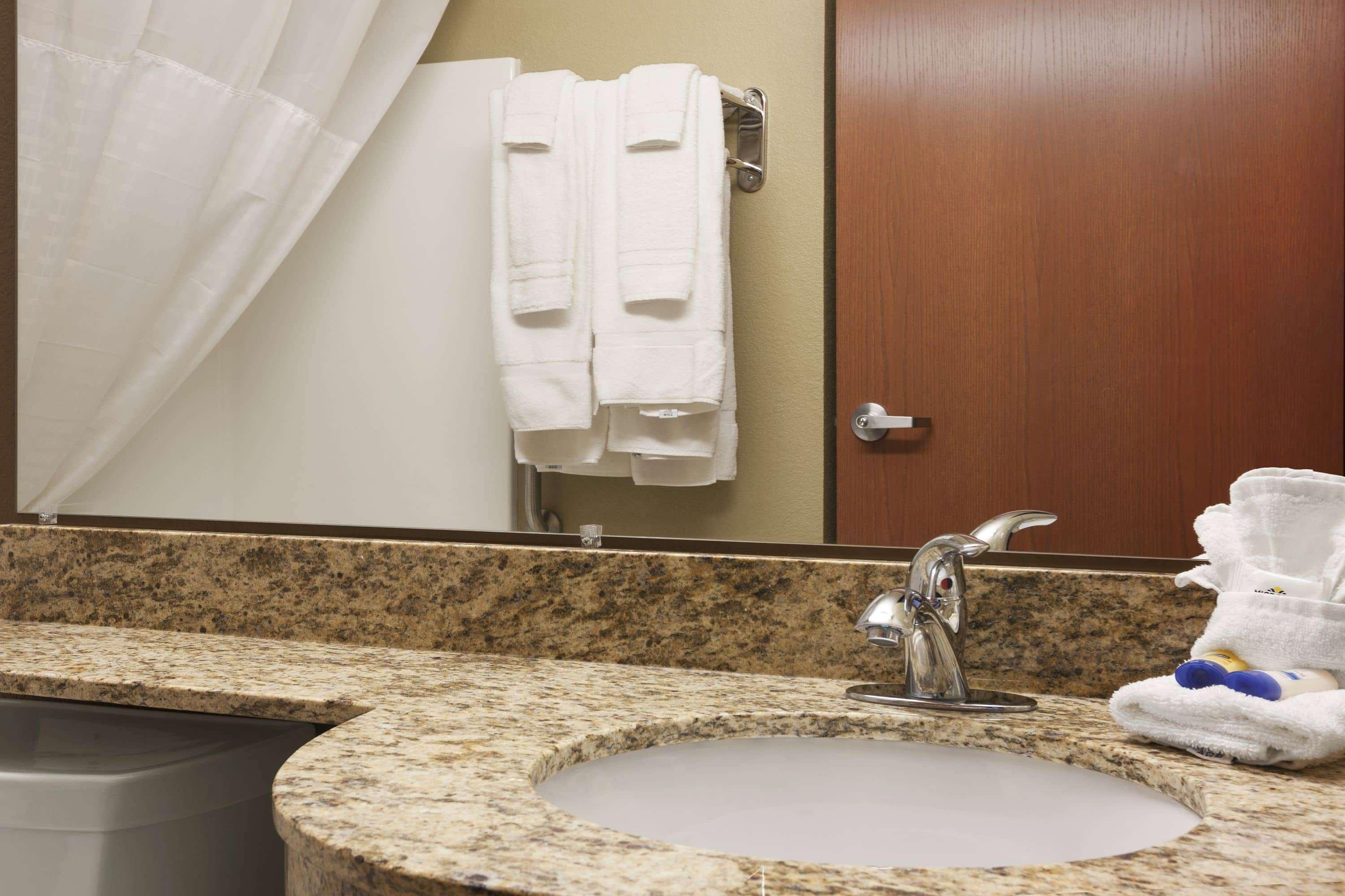 Microtel Inn&Suites Cotulla Esterno foto